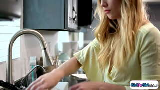 Pits grans rossa ve a casa d'hora per la seva petita pits gf i es van celebrar amb lesbiana sexe.Es fan un petó i la guineu babe és envoltats i facesits la seva Pits grans rossa ve a casa d'hora per la seva petita pits gf i es van celebrar amb lesbiana sexe.Es fan un petó i la guineu babe és envoltats i facesits la seva