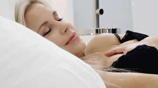 LETSDOEIT - #Ребека Вольпетти #Изабела Стар #Кинуски - Развълнуван Групово забавление със супер гореща трио